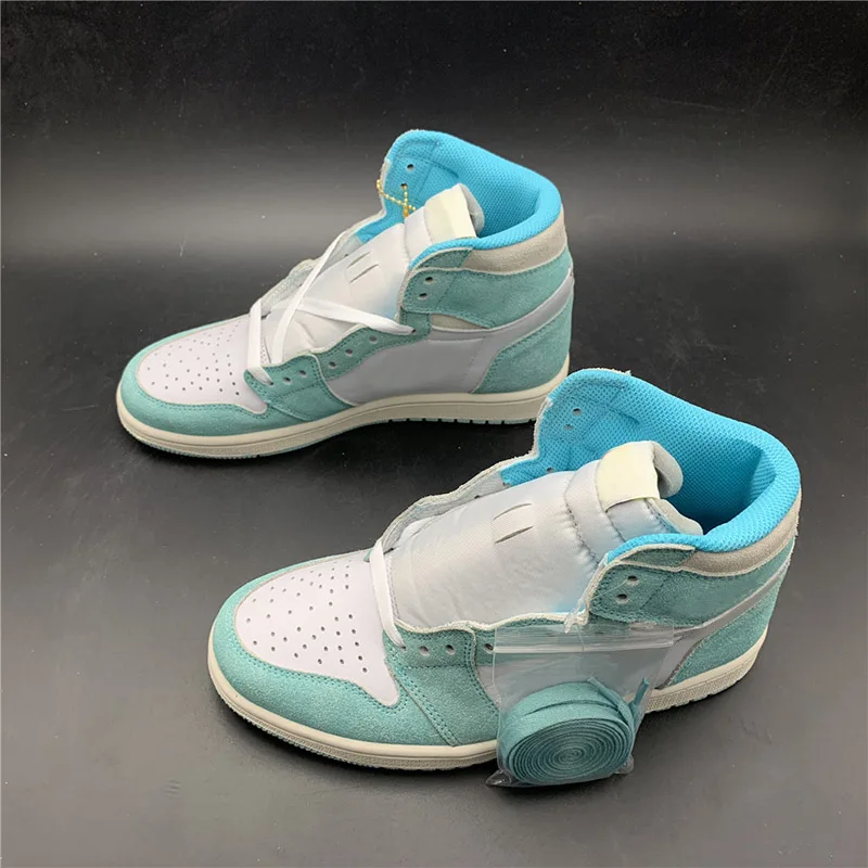 

Cheap turbo green 1s TOP Factory Version 1 designer Basketball Shoes mens trainers New 2019 Genuine Leather Sneakers with Box