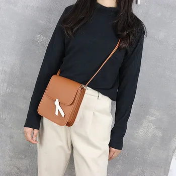 

Minimalist Crossbody Bags for Women Solid Mini Shoulder Bag Lady Pu Leather Casual Flap Travel Phone Pack Cross Body Wallet