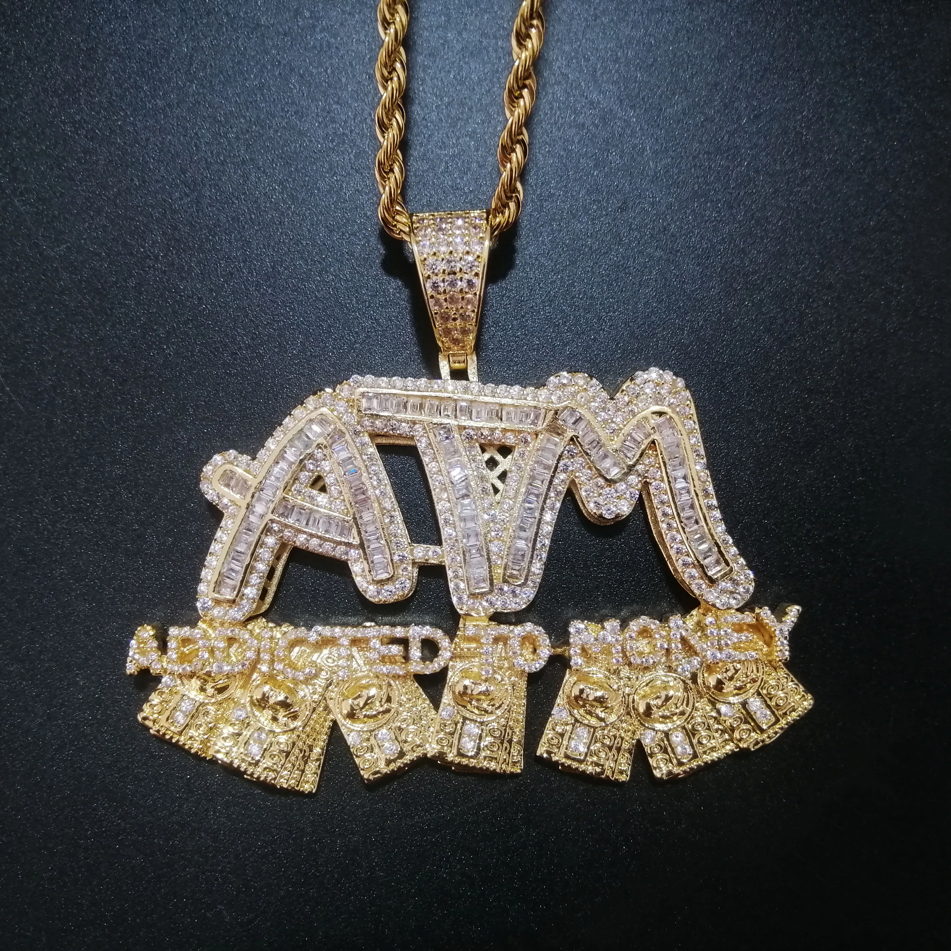 Iced Out буквы ATM увлекается денежный кулон ожерелья 2 цвета AAA Циркон мужские хип хоп Ювелирные изделия Подарки