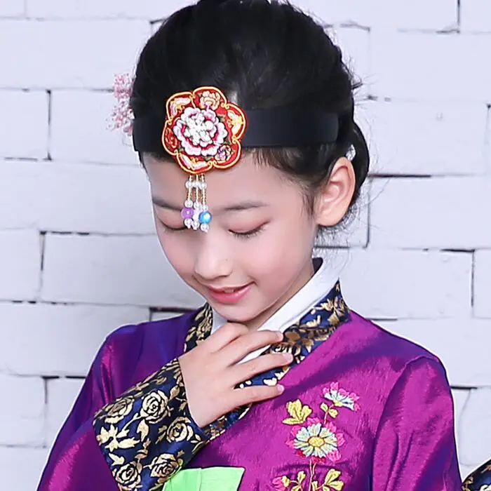 

Korean Hanbok Traditional Headbands Flower Applique Embroidered Hair Band Ethnic Minority Korean Clothes Performance Accessories