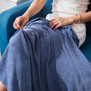 

2020 Multifunctional Sofa Blanket Air Conditioning Casual Blanket Shawl Cover Waist Leg Small Blanket Coral Fleece Blanket b16