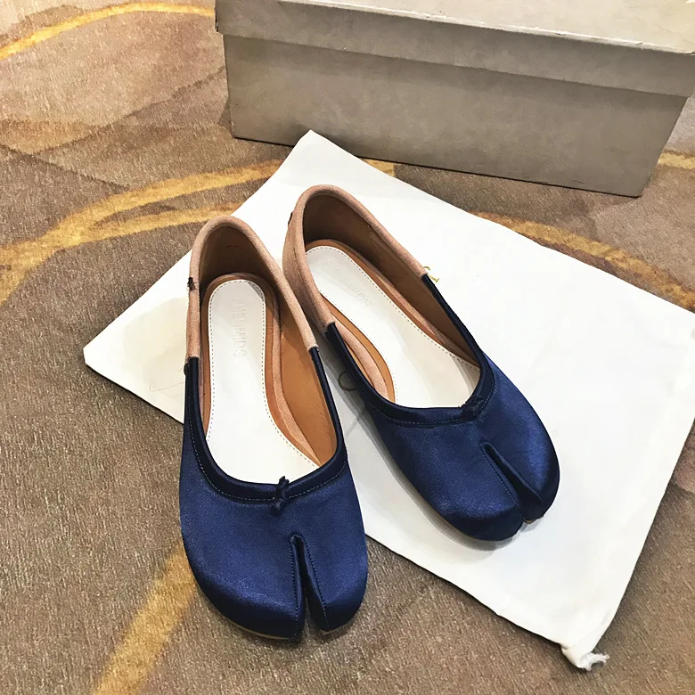 Women Split Toe Shoes Genuine Leather Slip on Ladies Shallow Moccasins Casual Shoes Female Spring Loafer Shoes Women R2-75