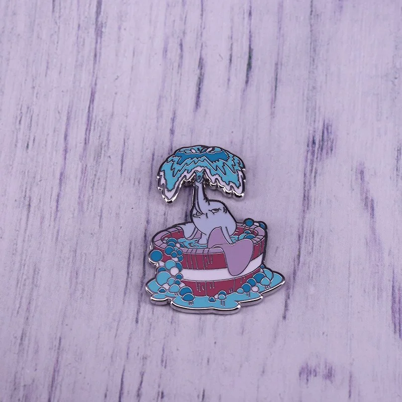 Время ванны Dumbo деревянная Ванна распыления пузырьков воды Pin|Броши| |