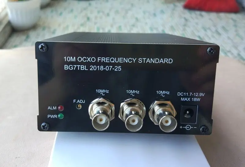 Clock Bg7tbl 10mhz OCXO Frequency-Standard by Wave for 3-Channel Square 75ohm Output