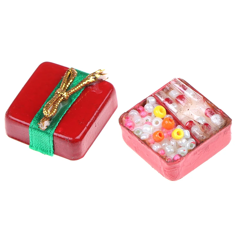 1:12 Doll House Miniature Christmas Ornaments Gift Box with candy medol