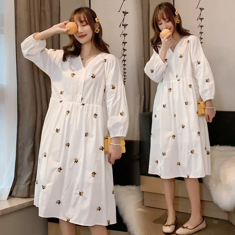 

2020 Spring Korean-style V-neck Slimming Embroidered Pure Cotton Loose And Plus-sized Pregnant Women Nursing Nursing Dress