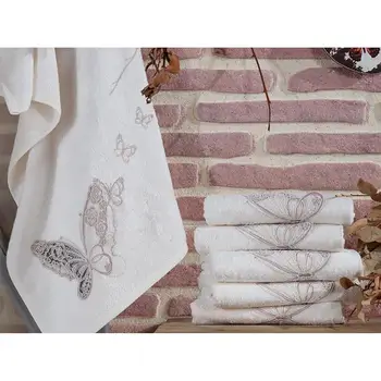 

French Laced Embroidered Ömrüm Dowries Bamboo Towel Cream