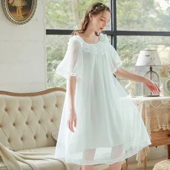 

White Retro Court Style Princess Nightgown Female Sweet Ruffled Short Sleeve Long nightwear Sleepwear nightgown sleeping dress