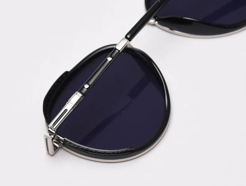 22147185944_1344152070