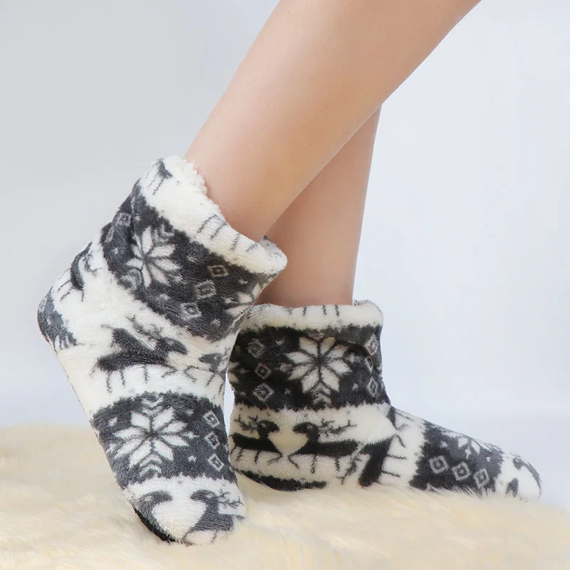 Slippers For Women Winter Furry Slides Women House Slippers Femme Warm Indoor Shoes Fur Christmas Socks Shoes Pantuflas Mujer