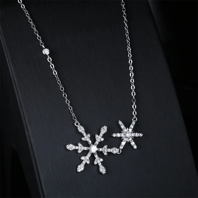 

New Style Choker Snowflake Necklace S925 Fine Silver Full of Crystals Large Version of Snowflake Zircon Chain Nobility Luxury Je
