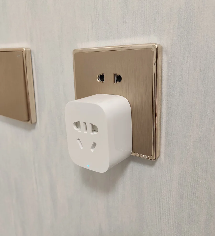 Original Xiaomi Mijia Smart Socket Plug WiFi Version Wireless Remote Socket Adaptor Power on off timer triple safety protection (28)