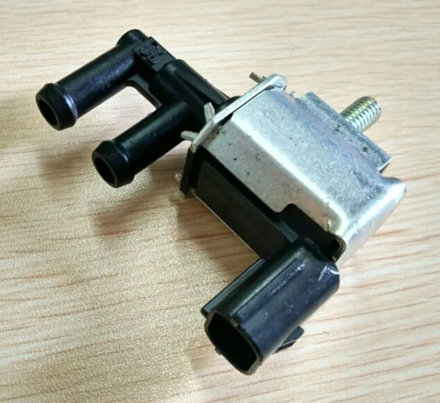 Подлинный K5T48478 16102-AA490 16102AA400 16102-AA400 продувка управление переключатель клапан соленоида
