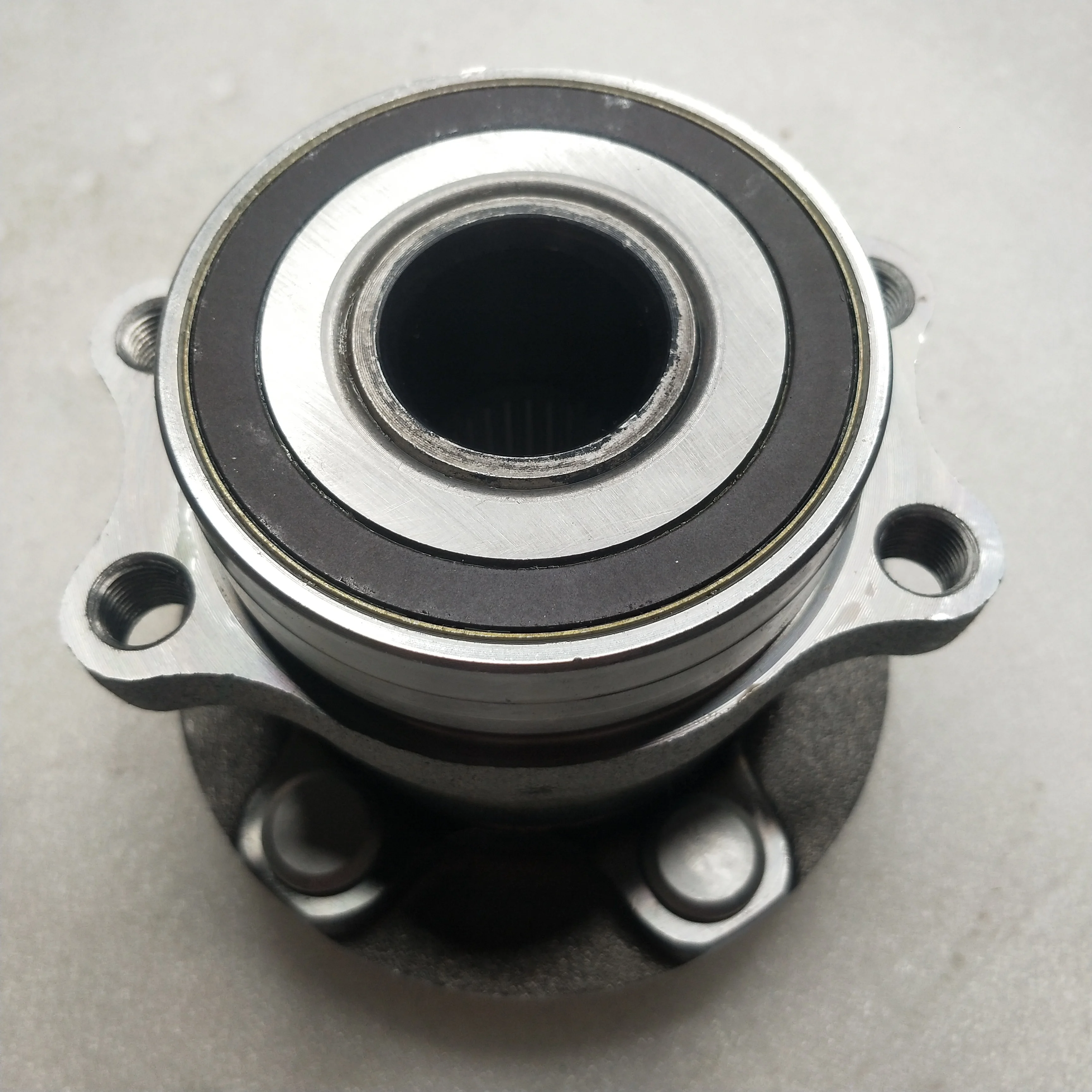 HUB334T-4 Rear wheel Bearing Hub For Subaru XV after 2012 2013 2014 2015 3T-83.5*124*103.5/27 teeth