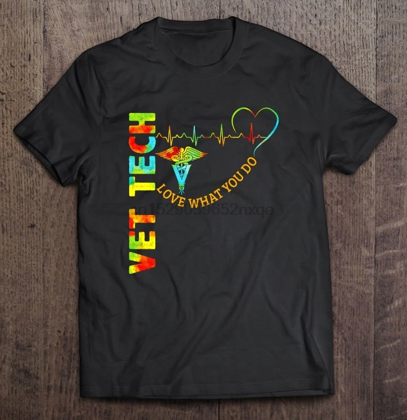 

Men Funny T Shirt Fashion tshirt Vet Tech Love What You Do Heartbeat Version Women t-shirt