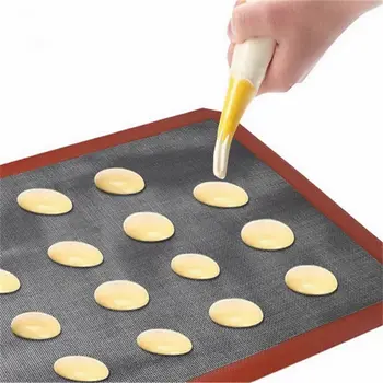 

Perforated Silicone Baking Mat Non-Stick Baking Oven Sheet Liner for Cookie /Bread/ Macaroon/Biscuits Kitchen Tools
