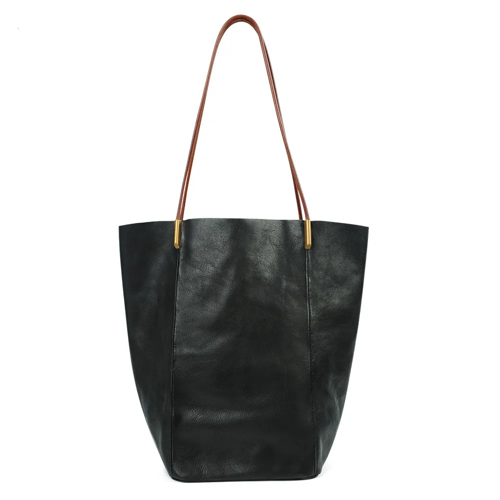 

Genuine Leather Women Large Capacity Shopping Bag Outdoor Handbag