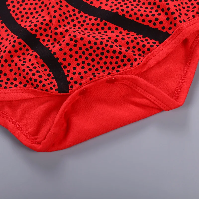 

Basketball Modeling One-piece Romper Two Piece Set Baby Red Athletes Hundred Days Photo Shoot Clothes with Hat Pure Cotton