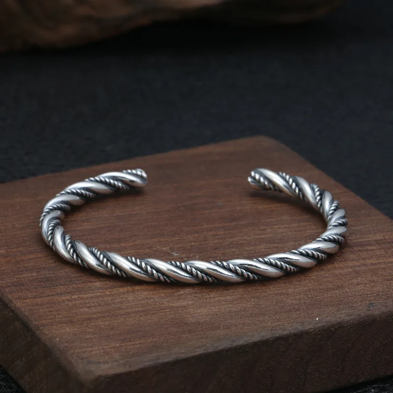 

Genuine 925 Sterling Silver Twisted Rope Open Bracelet Women Thai Silver Personality Round Bracelet Beautiful Jewelry