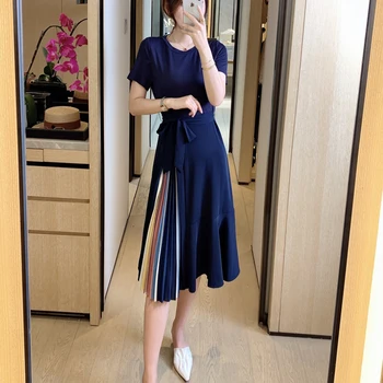 

Spring And Summer New Round Neck Short Sleeve Temperament Belt Stitching Pleated Dress Women'S Clothing High Quality Fashion