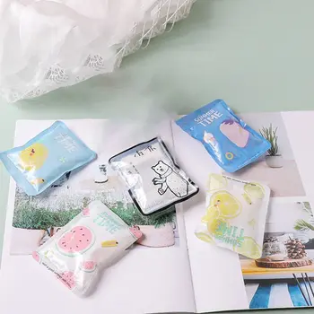 

10.7x7.7CM 10.7x7.7CM Summer Travel Portable Ice Pack Cartoon Figures Printed Package Cooling Children Fever Instant Cold Random