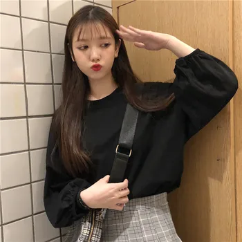 

PX2123 Versatile white bottomed Lantern Sleeve long T-shirt for women