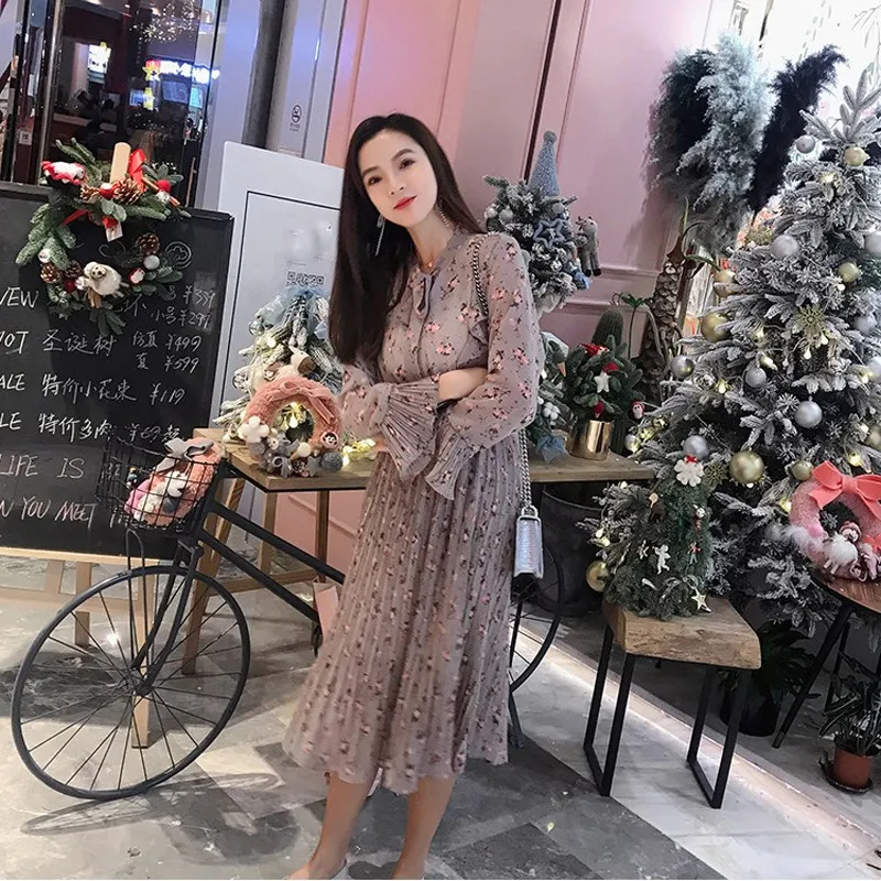 

2019 Women Chiffon Prited Floral Lace Up Casual Dress Elegant Pleated Dress A-Line Flare Sleeve Midi Dress