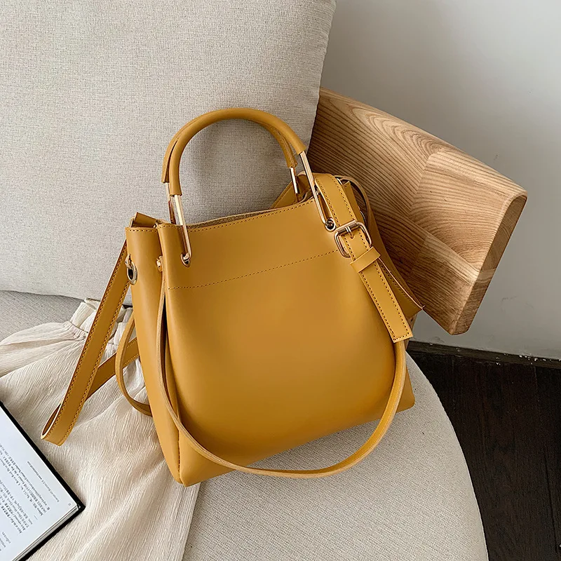 

2019 new female bag bucket bag Korean version simple hundred lap oblique satchel handbag one shoulder bag large bag