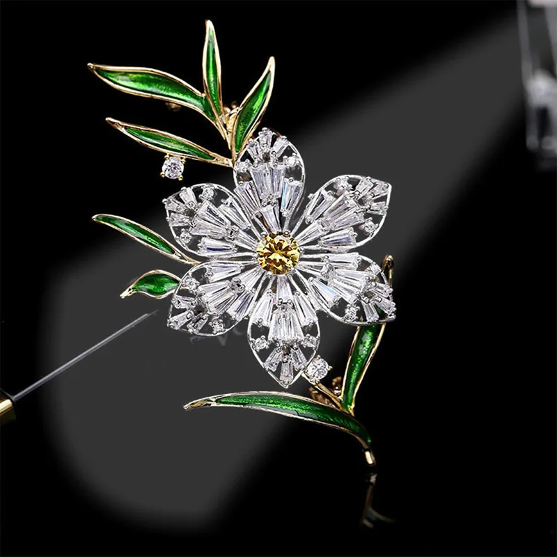 silver Блестящий хрустальный цветок броши для женщин broche аксессуары mujer, модный кубический цирконий Брошь Цветочный эмаль шпильки металлические украшения - Окраска металла: silver