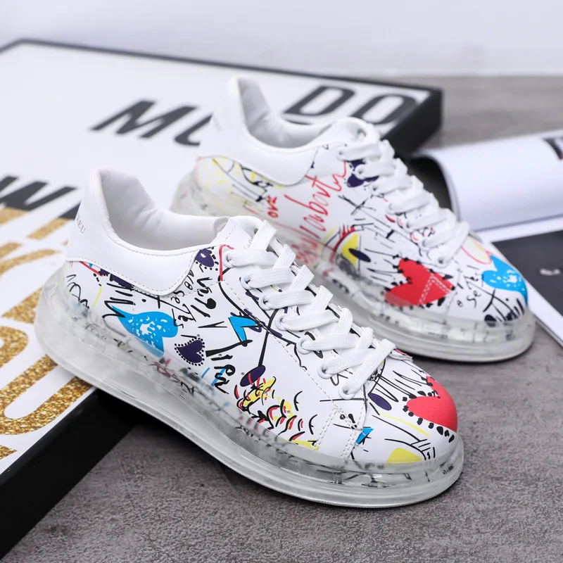 Новинка 2020 года Модные черные кроссовки на платформе с рисунком граффити Мужская