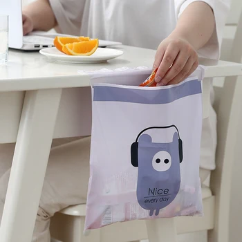 

Portable Car Paste-type Garbage Bags Hanging Mini Multifunction Car Cleaning Kits with Disposable Trash Oxford