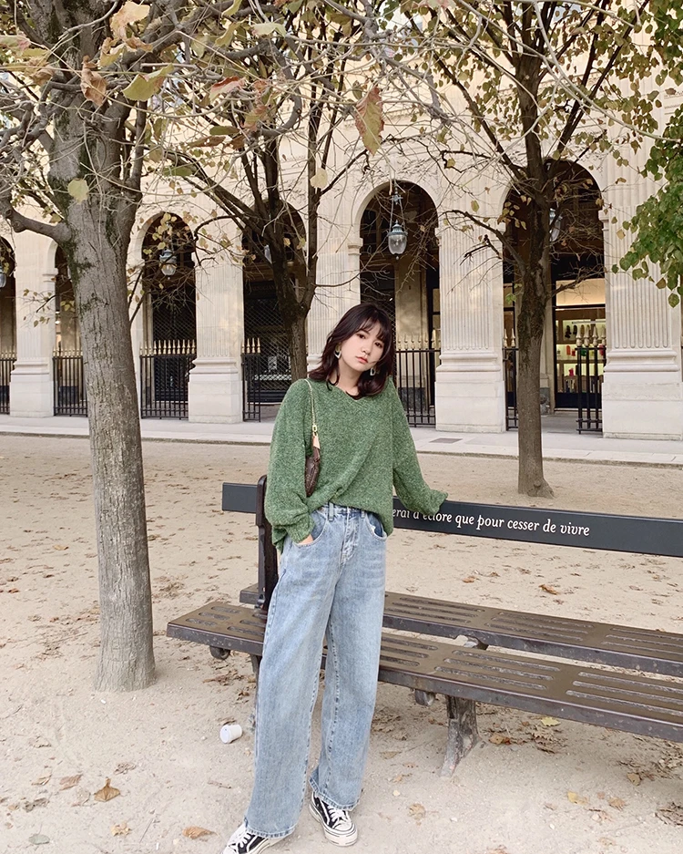 MISHOW Autumn Winter Solid Round Neck Knit Sweater Women Causal Long Sleeve Loose Pullover Tops MX19C5449
