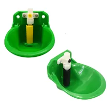 Ovelhas Bebedouro Automático Pônei Bezerro Porco Alimentador Alimentador Animais Plásticos de Engenharia Verde Prémio de Água Potável 1 pcs