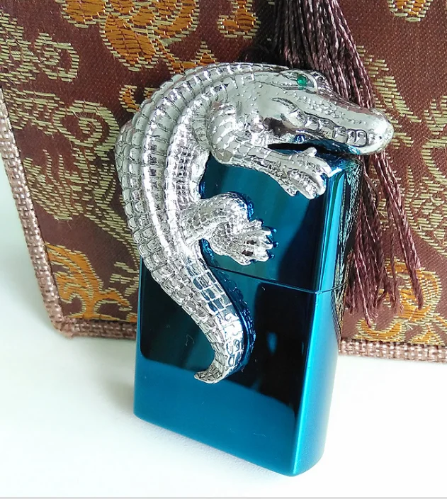 ZORRO ползающие крокодиловые Аллигаторы керосиновая зажигалка; Мужская зажигалка подарочная коробка - Цвет: Небесно-голубой