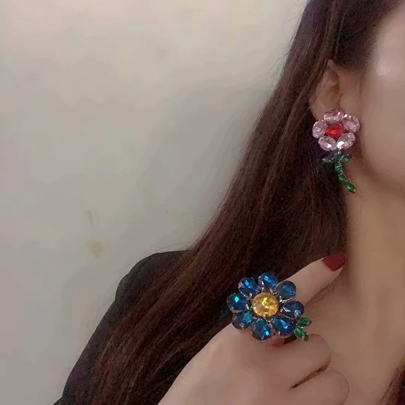 O1CN01KxpyV01xQeUzIM6N8_!!3045946438