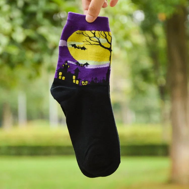 Креативные носки на Хэллоуин для любителей Харадзюку, хлопок, рисунок ведьмы, призрак, Осень-зима, Высококачественная игрушка Магический жезл, аксессуары - Цвет: purple