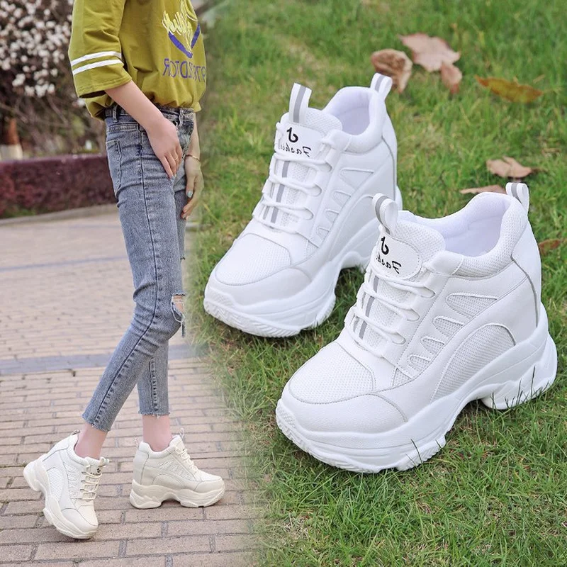 

2019 New Women Outdoor Casual Sport Shoes Plus Size Non Slip Sneakers Slip On Loafers Comfortable Height Increase Swing Shoes