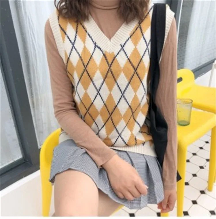 Women Sleeveless Pullover Fall Korean Preppy Style Vintage Argyle Plaid V Neck Knitted Sweater Vest Knitwear Waistcoat T441