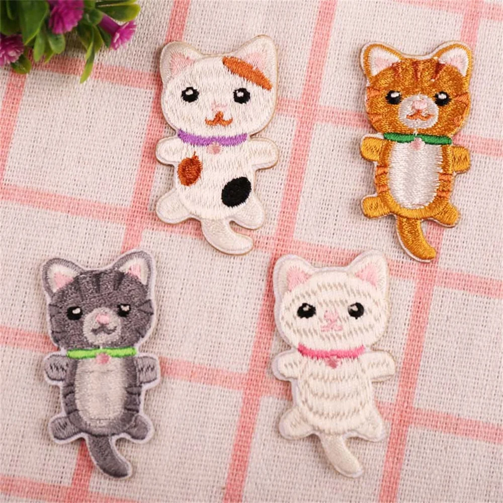 

MAXSIN FUN 10 Pc/lot Cute Cat Sticker Cartoon Animal Patch Iron On Child Clothes Bag Garment Accessories DIY Applique Decorative