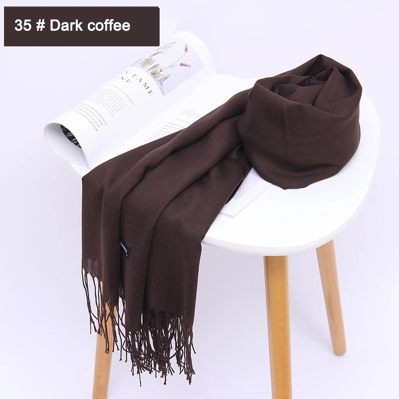 Женские однотонные хлопковые шарфы с кисточками, женский зимний тонкий весенний шарф, летняя роскошная женская шаль, теплый шарф для женщин - Цвет: 35 Dark coffe