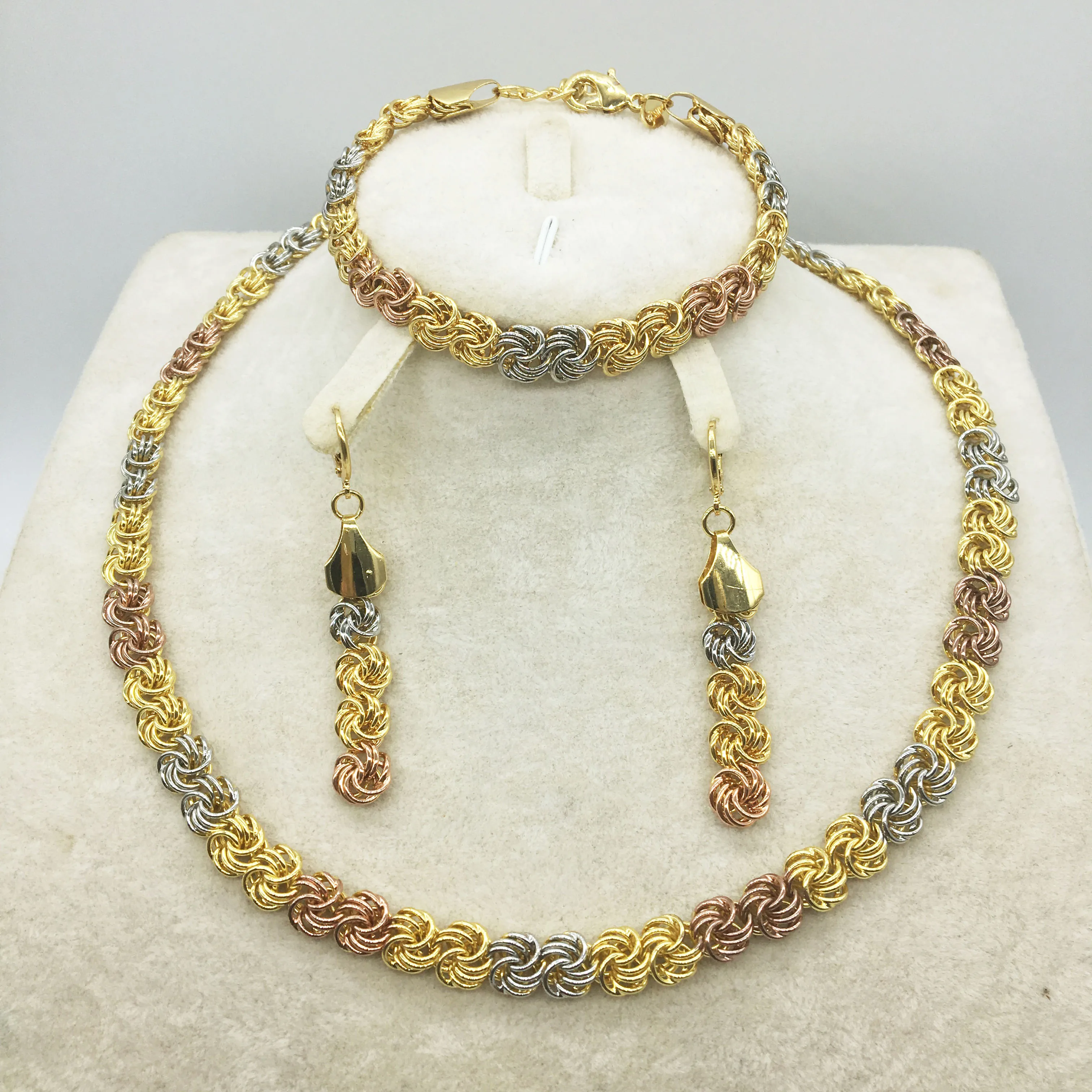 Dubai gold necklace earrings collection 