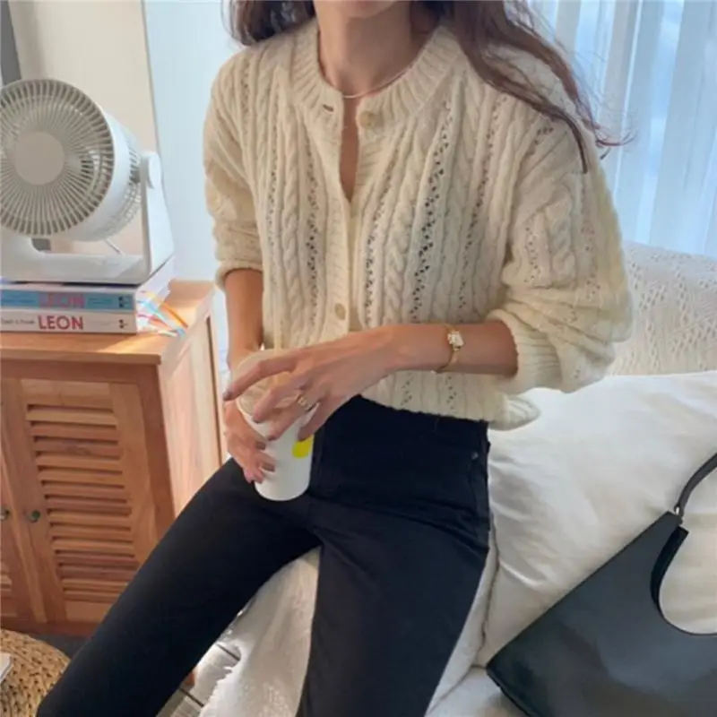 Knitted Sweater Cardigan Hollow Out Casual Sweater Women Elegant Winter Jumper Korean Oversized Cardigan Harajuku Coat V832