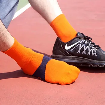 

Men Sports Socks Sweat-Absorbent Breathable Basketball Socks Compression Skiing Hiking Socks Thermal Casual Socks