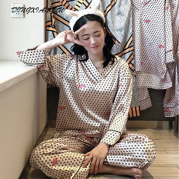 

Spring and Autumn Cartoon Heart Dot Prints Long Sleeve Pajamas Female V-neck Floral Suit Silk Loose Homewear