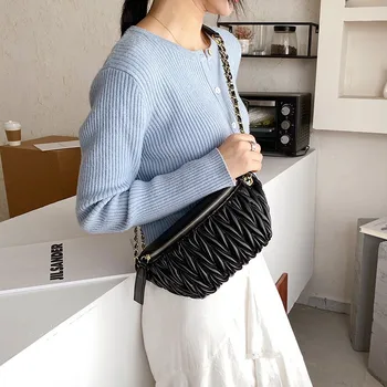 

Women Crossbody Bag Fashion Alligator Semicircle Saddle Bags Crocodile Shoulder Bags for female Handbags designer waist packs