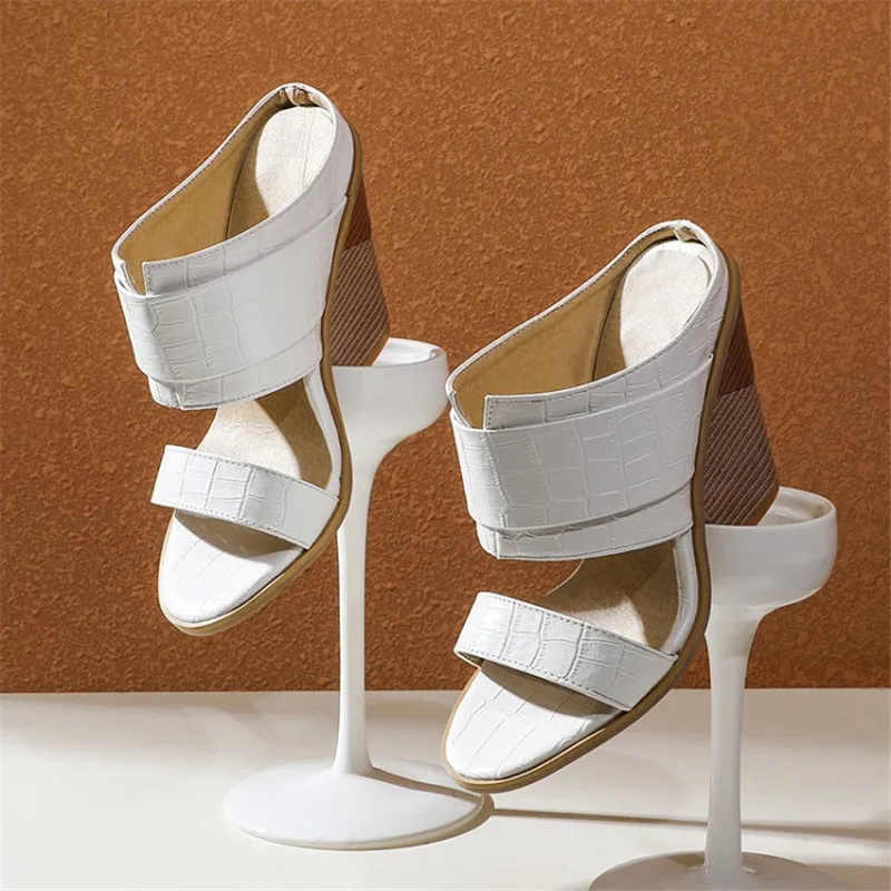 Сандалии женские на танкетке удобные босоножки толстой подошве без застежки