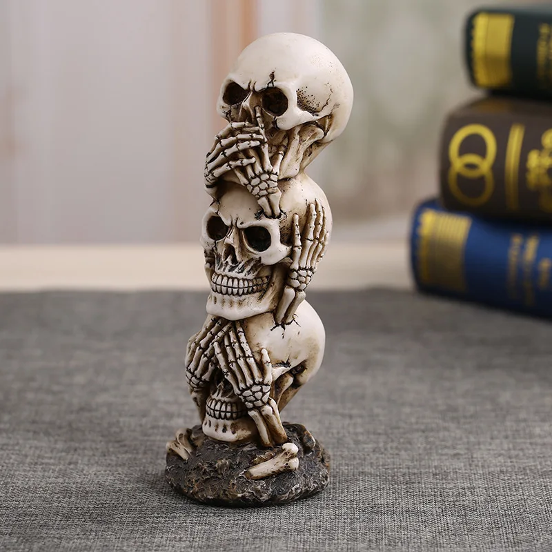 

Funny Halloween Indian " Three NO"-Head Overlap Skull Figure Creative Tricky Resin Craft Collect Horror Decoration Gag gifts toy
