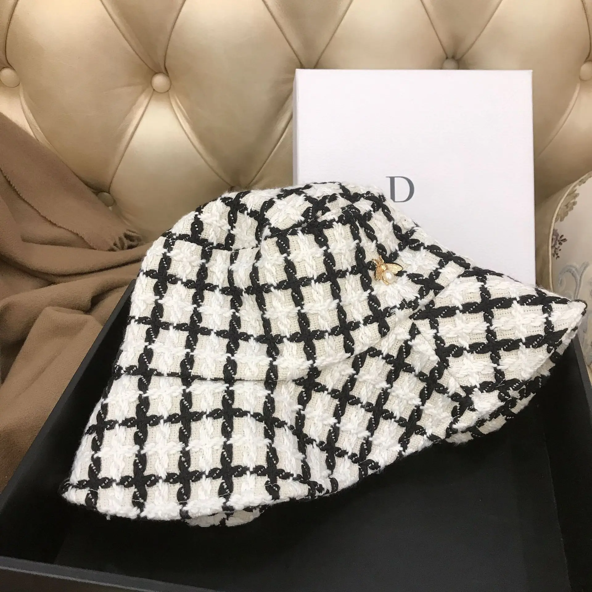 pearl bee white 01910-fu54196 ШОУ СТИЛЬ Классическая решетка твид пчела Досуг леди ведро кепки женские шляпы для рыбалки - Цвет: pearl bee white