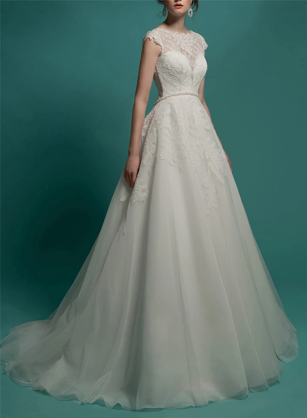 Uitstekende Witte Kant Applicaties Robe De Mariee Courte Sash Kralen Baljurk Hof Trein Zipper Maatwerk Vestidos De Novias Uitstekende Witte Kant Applicaties Robe De Mariee Courte Sash Kralen Baljurk Hof Trein Zipper Maatwerk Vestidos De Novias