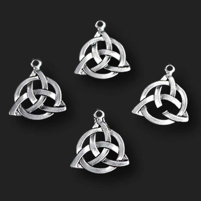 

8pcs Antique Silver Color Hollow Metal Knot Charm Retro Necklace Bracelet DIY Handmade Metal Jewelry Pendants 31*25mm A1301